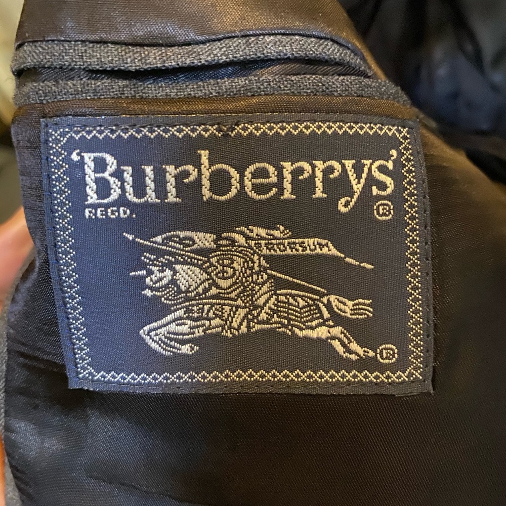 Burberry jacket - Picture 3 of 3